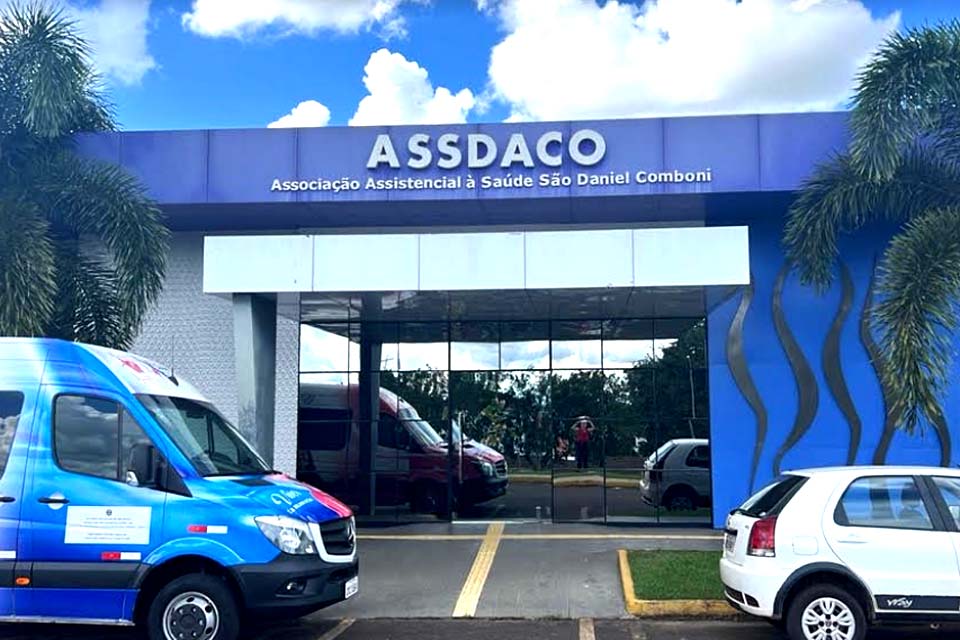 ASSDACO em Cacoal reforça convite para o baile beneficente com o grupo gaúcho Manotaço