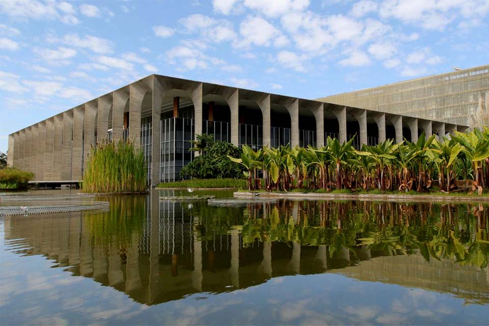 Conselho do Golfo decide não impor salvaguarda sobre importação de aço