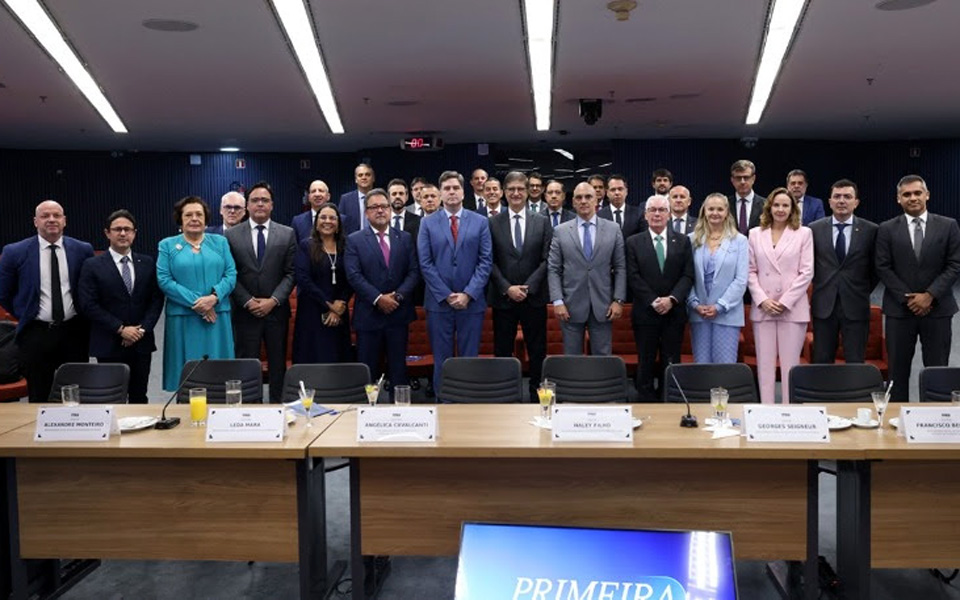 Procurador-Geral de Justiça participa de reunião com ministro do STF em Brasília sobre o combate ao crime organizado