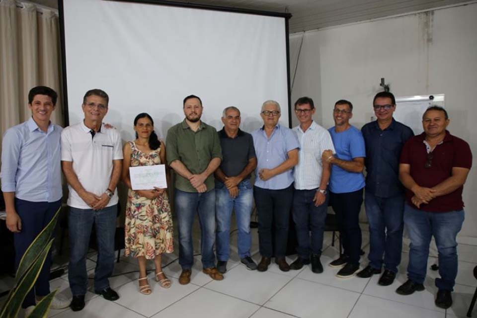 Vilhena dá posse a 50 novos servidores de carreira para diversas áreas de atuação