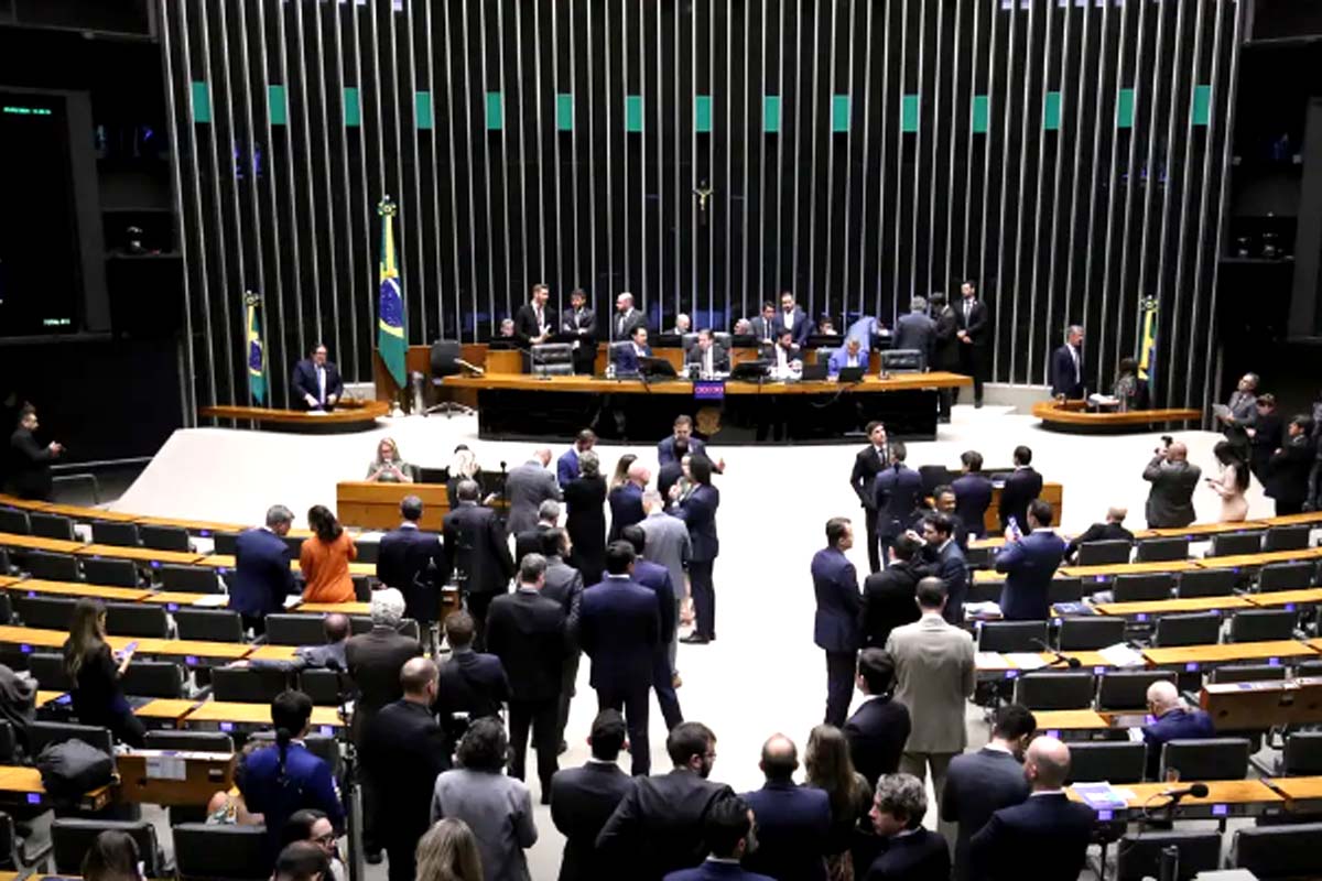 Câmara aprova PL antifacção e endurece penas para crime organizado