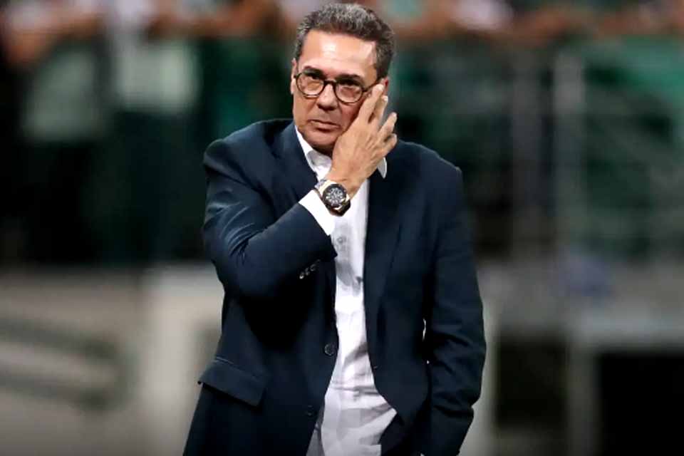 Prefeitura realiza palestra com Vanderlei Luxemburgo, ex-técnico da Seleção Brasileira