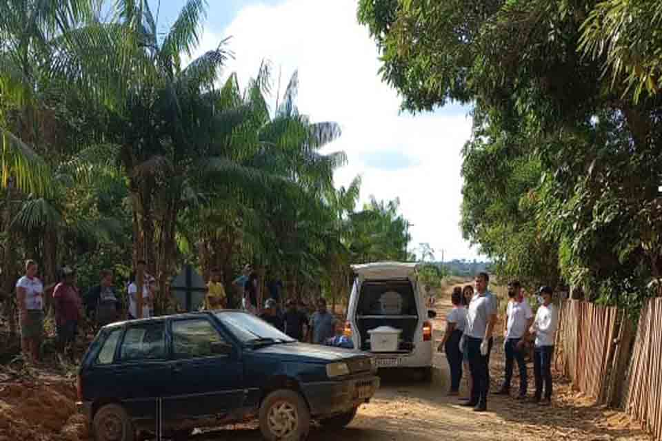 Idoso morre após perder controle da direção e carro capotar