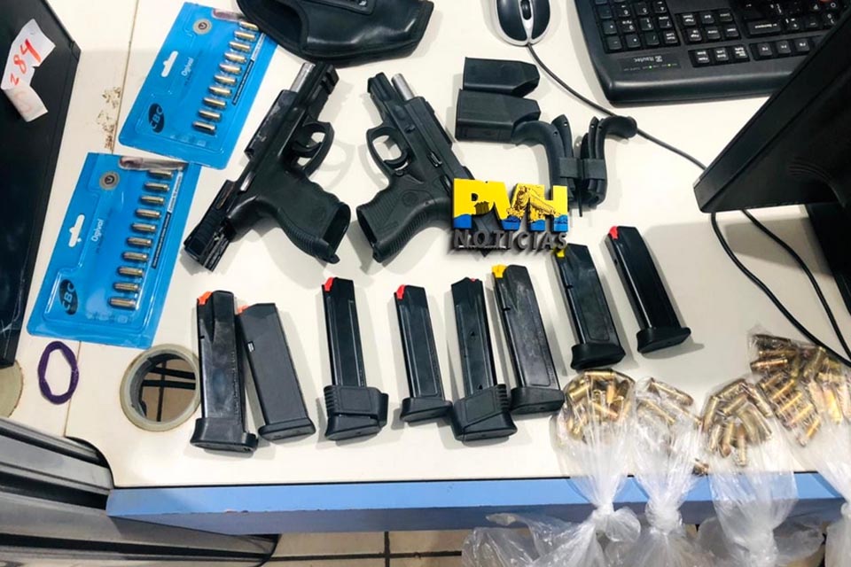Motorista é preso com armas e munições em abordagem na zona sul