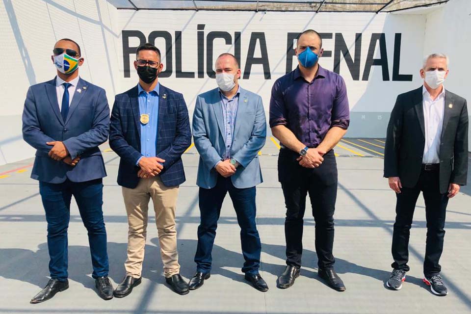 Presidente da ALE-RO, deputado Alex Redano conhece em Tocantins modelo que garante trabalho aos apenados