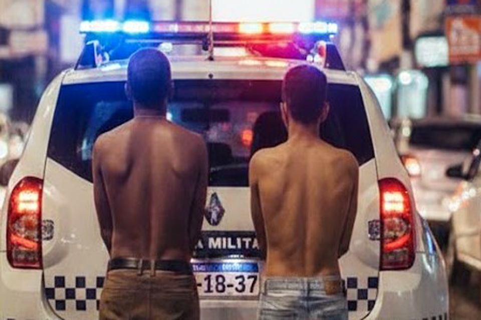 PM aprende drogas e objetos de procedência duvidosa em Vilhena