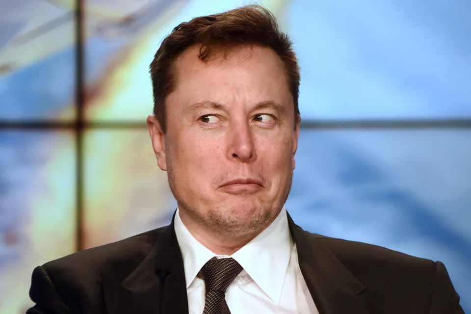 Elon Musk suspende “temporariamente” compra de Twitter