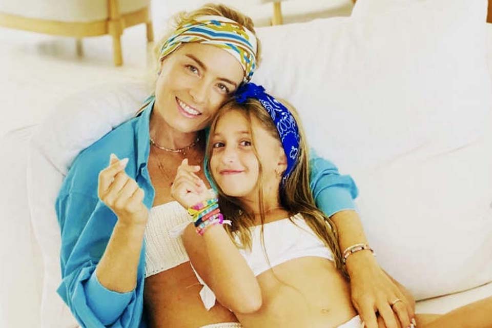 Angélica reclama sobre perfis fakes da filha: “Absurdo”