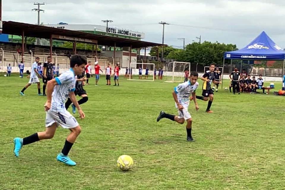 Ji-Paraná fatura título no sub-15 em campeonato no interior do estado 