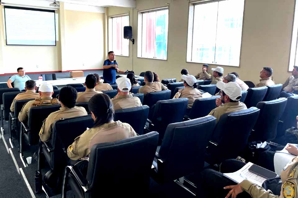 Prefeitura de Porto Velho encerra 1ª turma do Curso de Atualização para Agentes Municipais de Trânsito