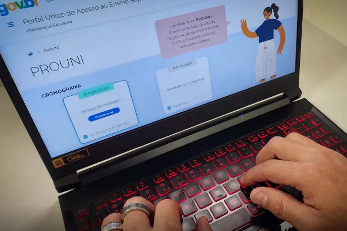 Estudante deve comprovar até hoje informações de inscrição no Prouni