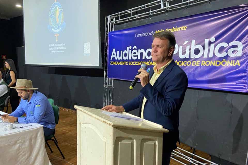 Deputado Luizinho Goebel participa de audiência pública em Pimenta Bueno sobre zoneamento socioeconômico ecológico de Rondônia