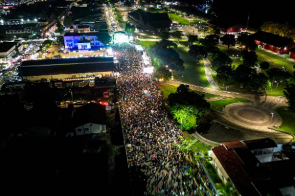 Mastruz com Leite e Mara Pavanelly comandam noite de shows nesta sexta-feira (02) em Porto Velho
