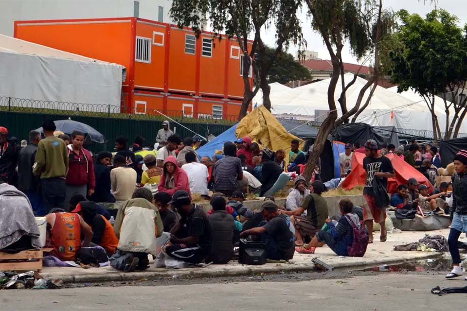 Em 30 anos, delegacia especializada e prisões não resolvem Cracolândia