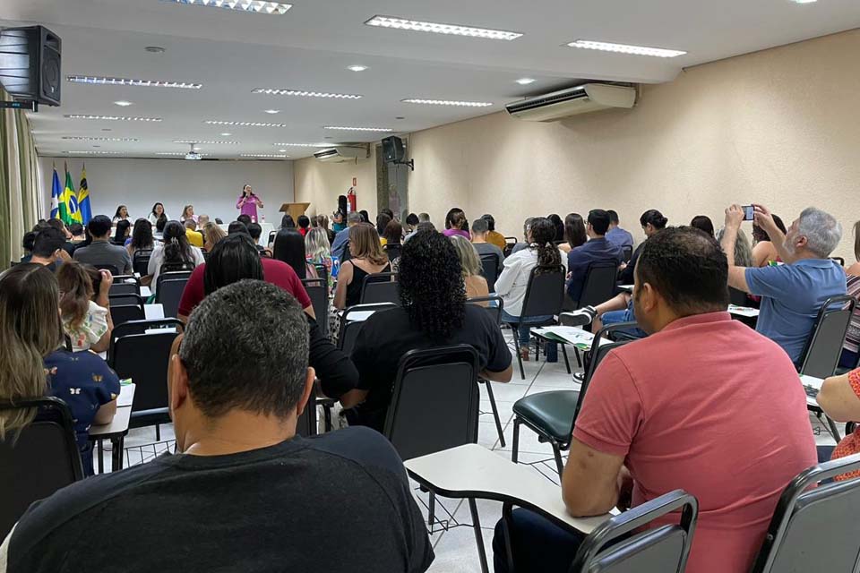 Prefeitura de Porto Velho encerra campanha Janeiro Roxo com capacitação de servidores