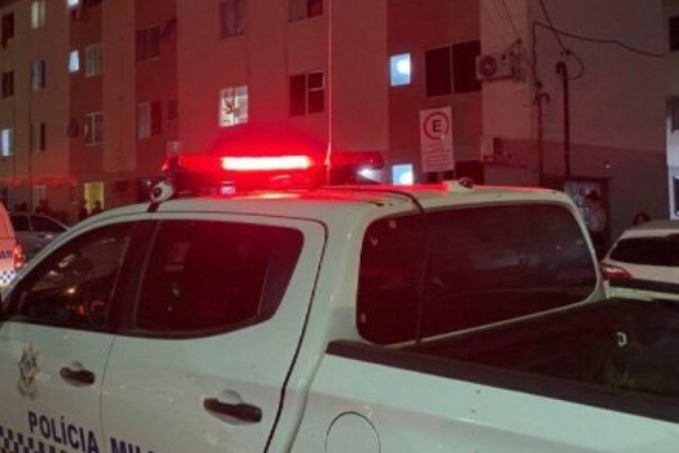 Policiais militares prende homem armado no Orgulho do Madeira