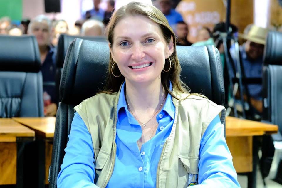 Deputada Lebrinha apresenta projeto de lei que garante transporte escolar aos alunos da APAE