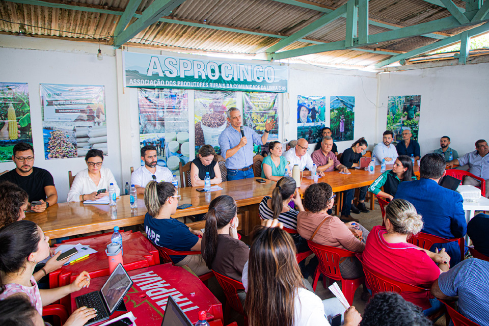 CNJ faz visita técnica para mediar conflito entre Terra Indígena Uru-Eu-Wau-Wau e PAD Burareiro