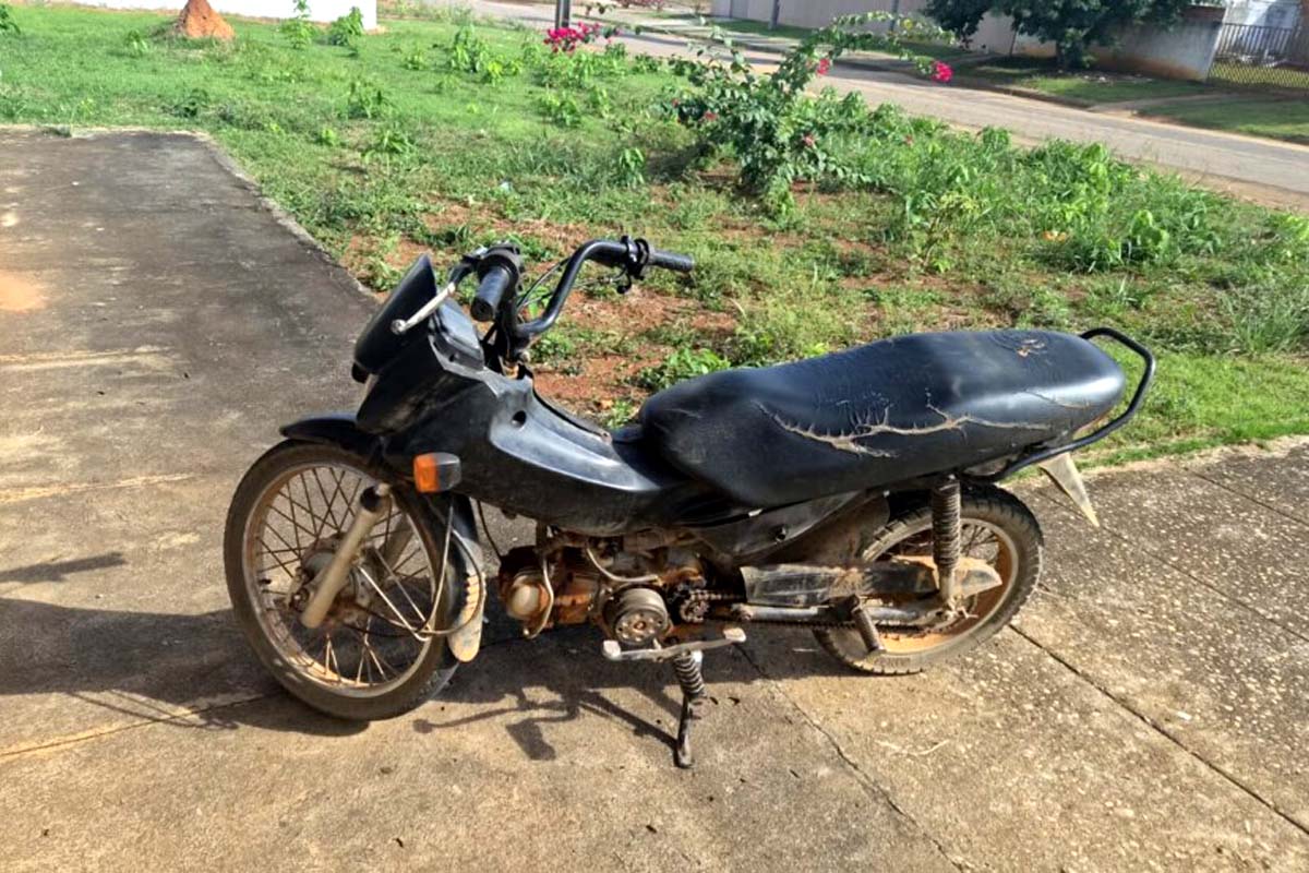 PM recupera motocicleta furtada durante patrulhamento na zona rural 