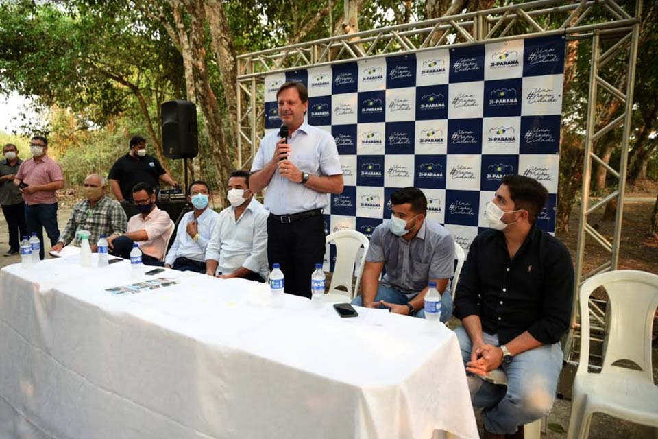 Senador Acir Gurgacz assina ordem de serviço para segunda etapa de revitalização do parque ecológico e visita obras da travessia urbana