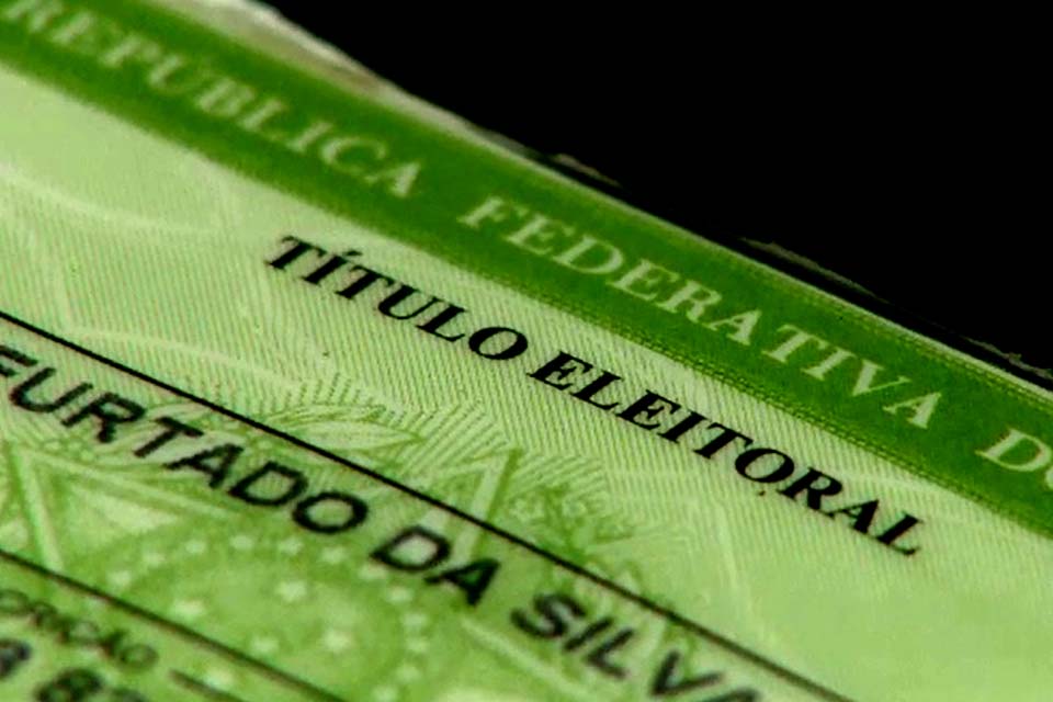 Mais de 5 mil eleitores estão com títulos cancelados; prazo para regularização acaba em maio