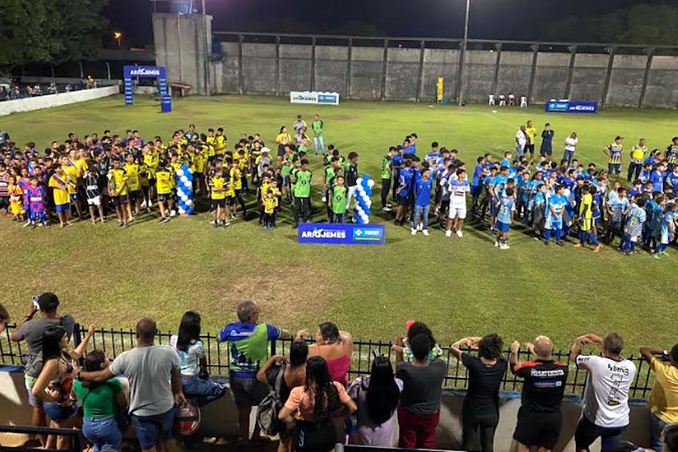 Funcet realiza cerimônia de abertura do 2° Campeonato Municipal de Futebol de Base 2023