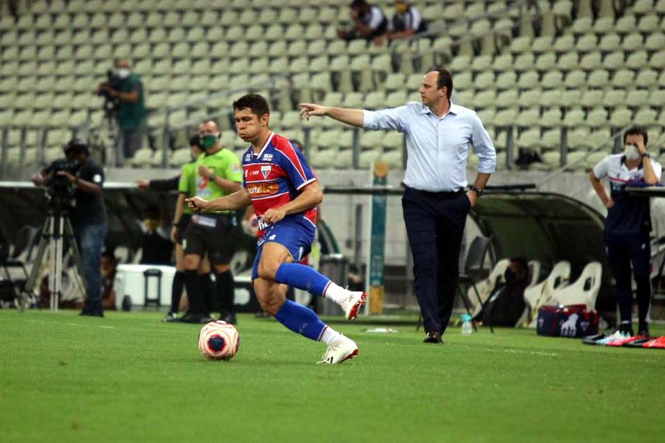 Rogério Ceni assume o Flamengo e pode estrear contra o São Paulo
