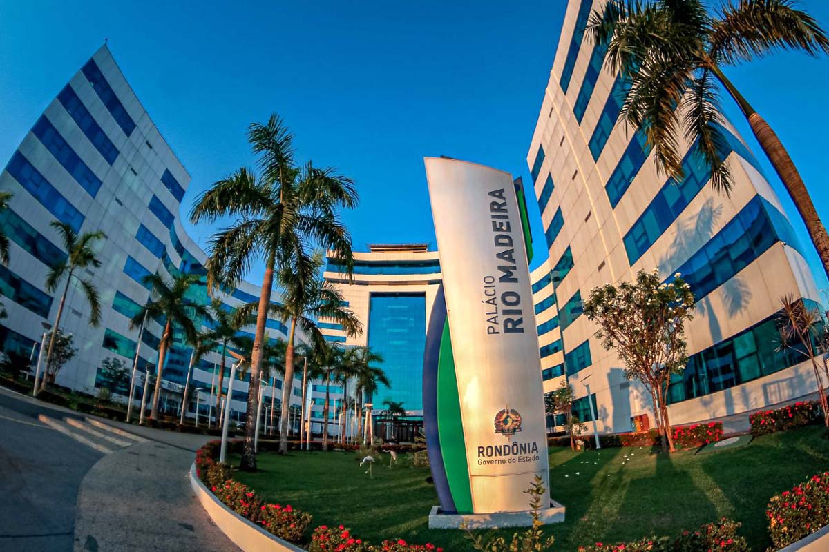 Repartições públicas do governo de Rondônia vão ter ponto facultativo nos dias 2 e 3 de abril