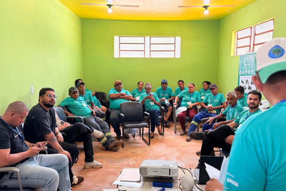 Catadores recebem capacitação para atuar no mercado de resíduos eletrônicos em Porto Velho
