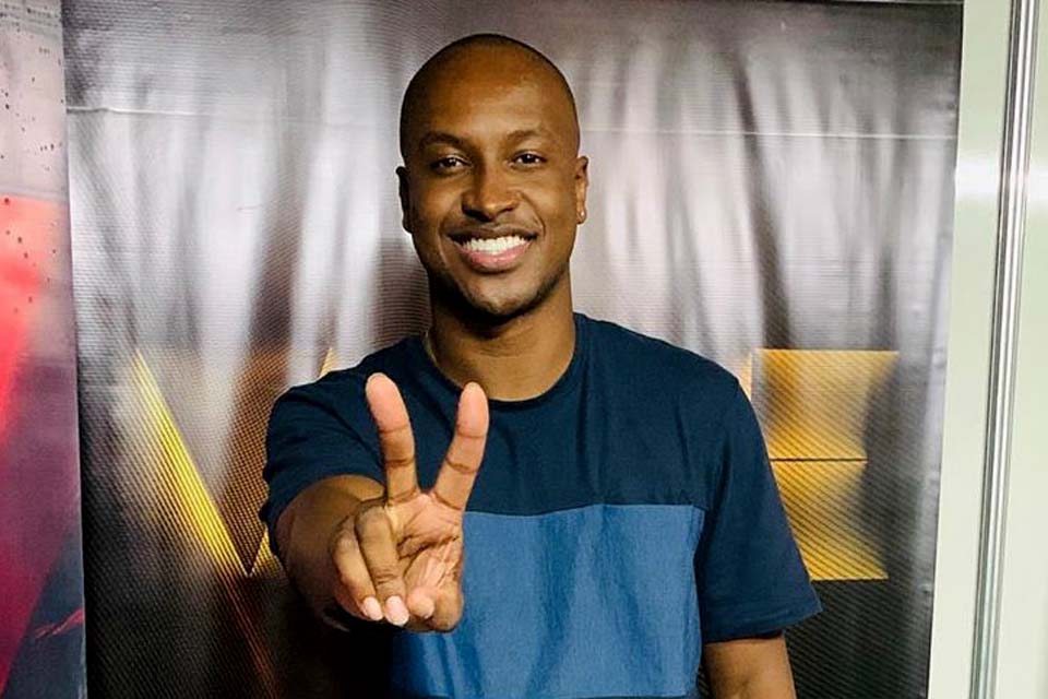 Thiaguinho rompe com a Som Livre e acusa gravadora de quebra de confiança