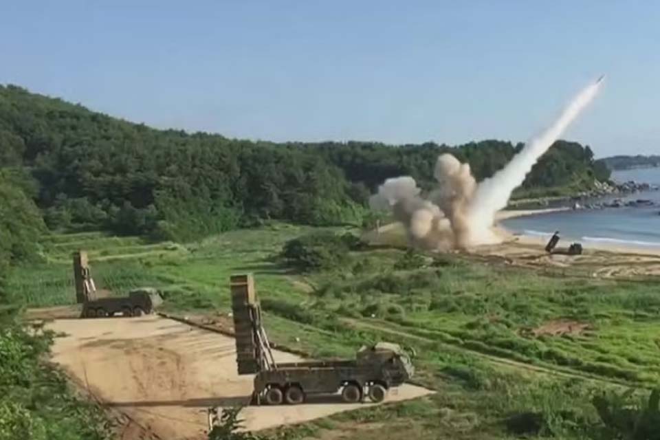 Rússia ataca Ucrânia após Europa anunciar plano de rearmamento