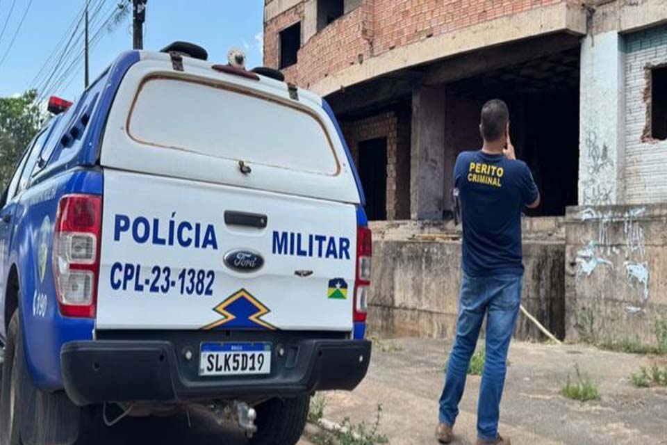Homem é encontrado morto a facadas em prédio abandonado em Porto Velho