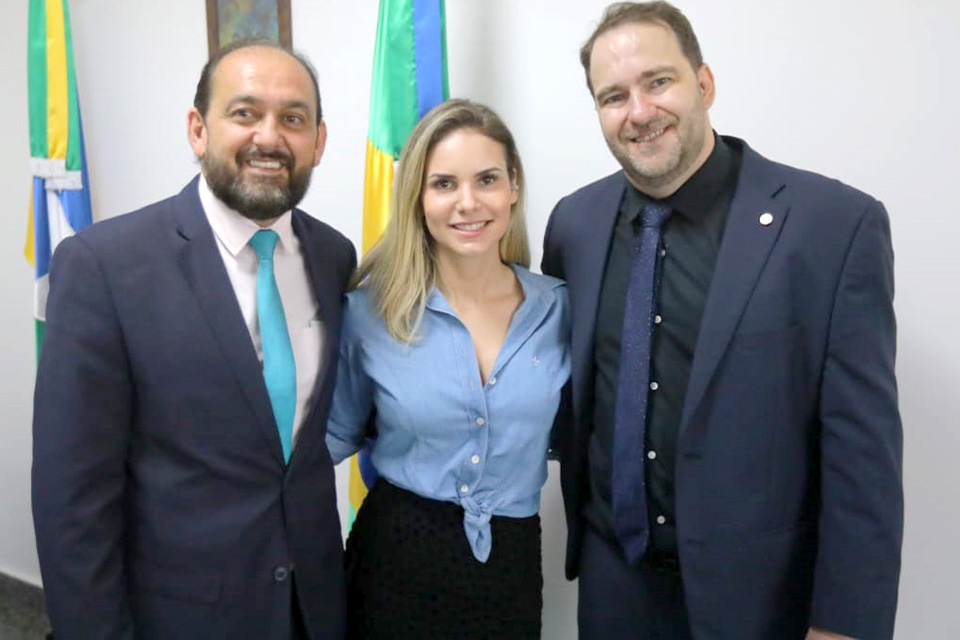 Presidente Laerte Gomes confirma parceria entre Escola do Legislativo e Câmara de Ariquemes