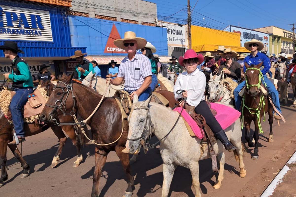 Prefeitura organiza calendário oficial de eventos de 2026 e convoca entidades para cadastro de programações