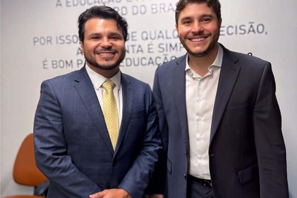 Deputado Marcelo Cruz se reúne com deputado federal Maurício Carvalho em Brasília