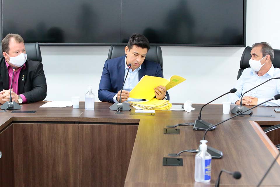 Comissão de Saúde, Previdência e Assistência Social da ALE-RO delibera projetos