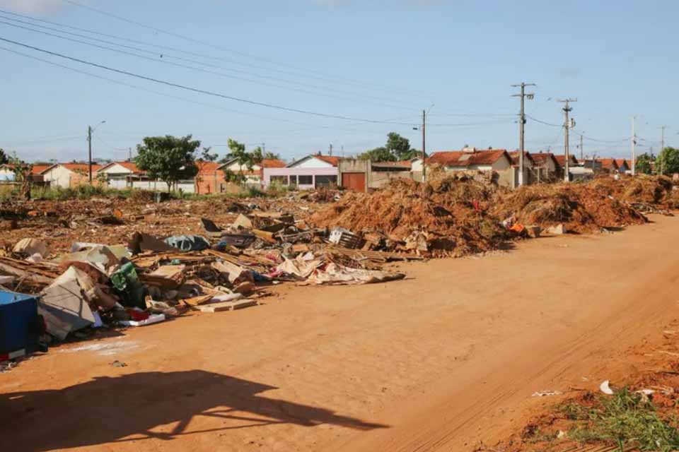 Semma autua veículos por descarte irregular de lixo e anuncia novas medidas de controle