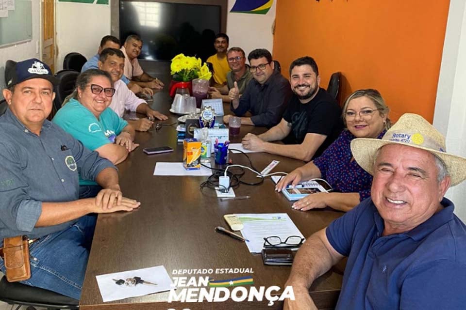 Deputado Jean Mendonça confirma seu apoio a agricultura familiar de Espigão do Oeste