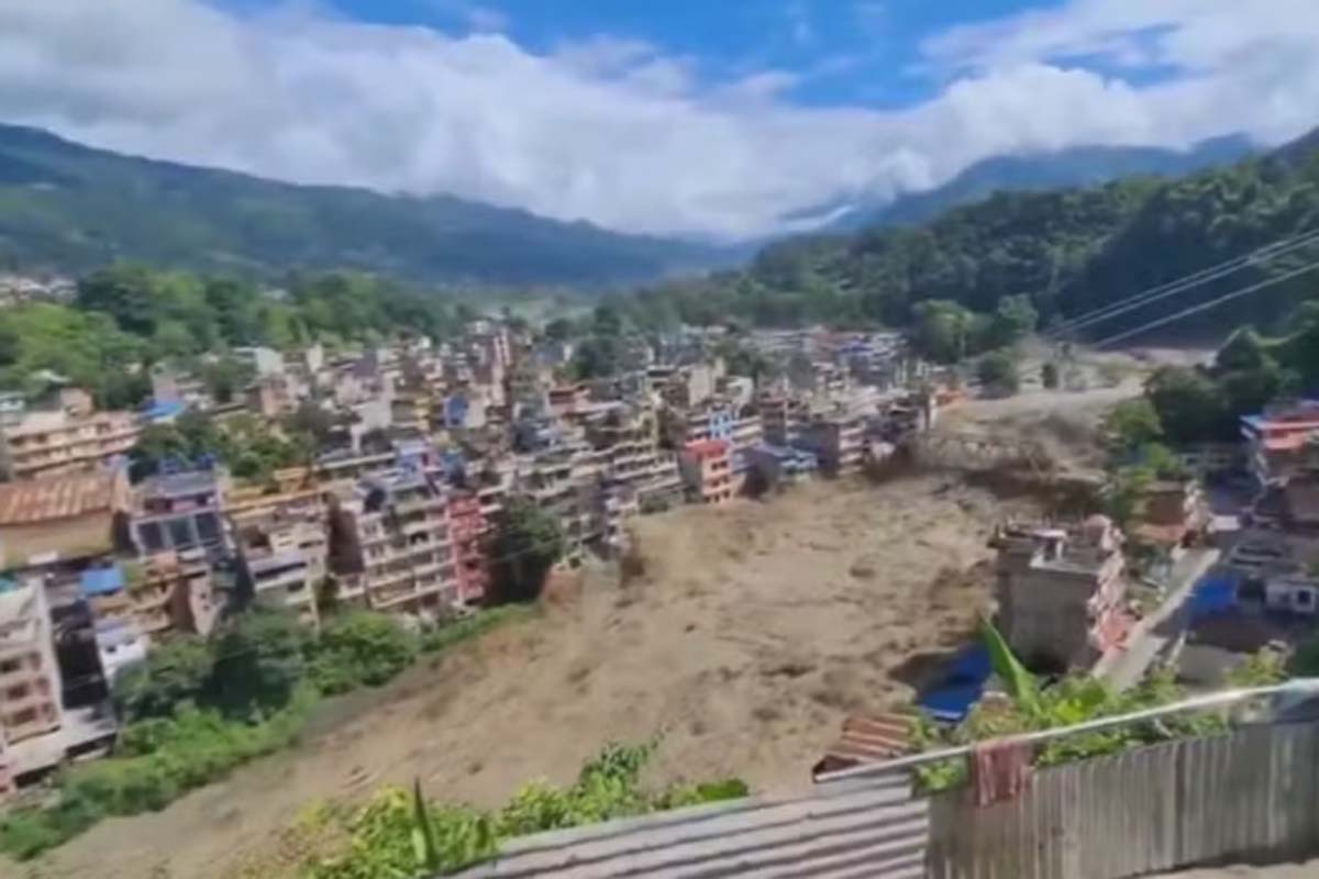 Pelo menos 590 estrangeiros de 39 países estão desaparecidos após avalanche no Himalaia