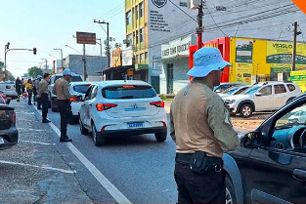 AMT em parceria com o SAMU e o Detran, realiza ação de conscientização no Trânsito