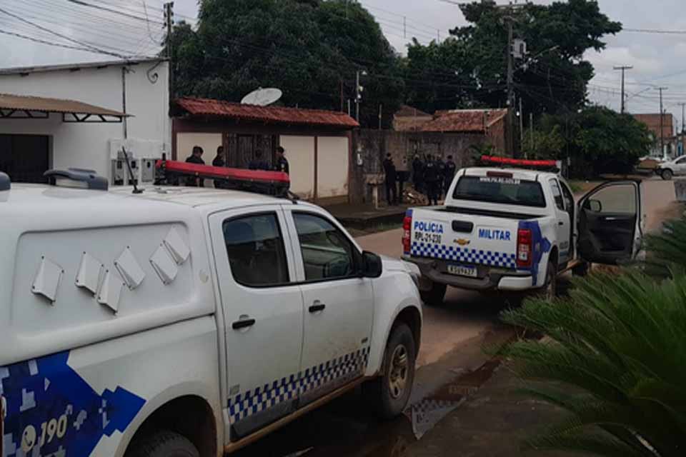 Bandidos assaltam funcionários da Coca-Cola na zona sul