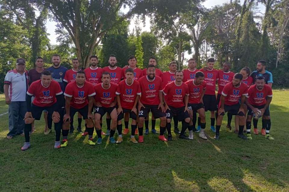 Com 7-1 no placar, Nova Conquista/Auto Escola JM vence o Canarinho e ergue a taça de Campeã do Ruralzão 2022   