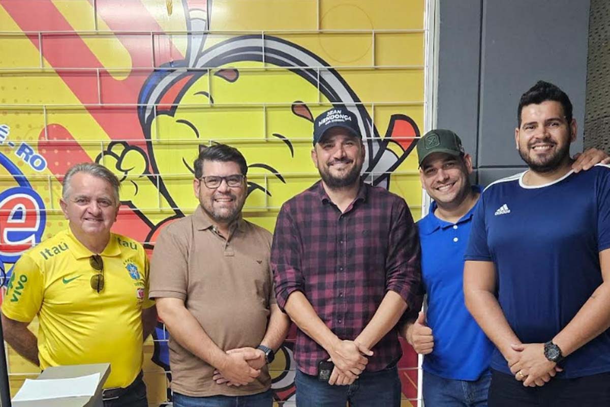 Deputado Jean Mendonça reforça compromisso de trabalho em São Francisco do Guaporé