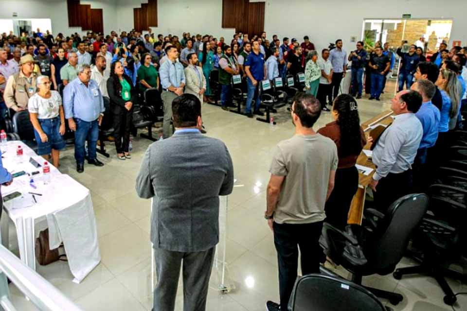 Assembleia Legislativa, produtores e governo debatem crise da cadeia produtiva do leite em Rondônia