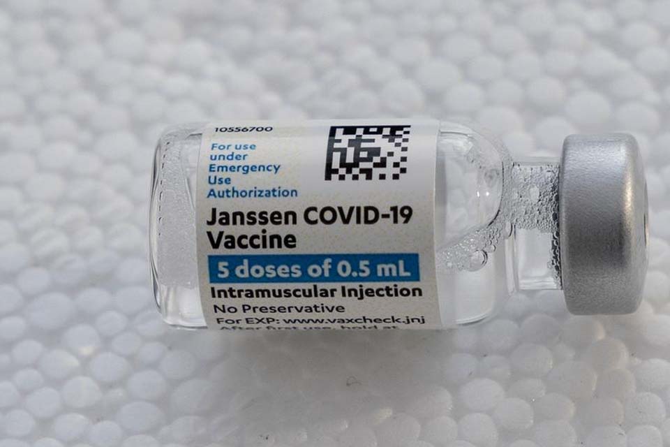 Agência dos EUA alerta contra vacina da Johnson & Johnson