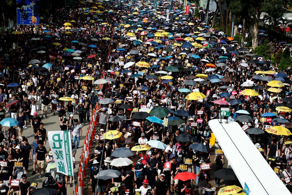 Hong Kong permanece sob tensão contra projeto de lei sobre extradição