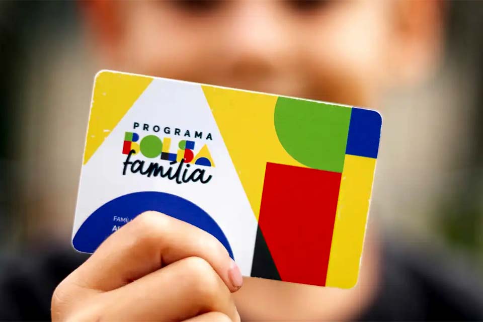 Caixa paga Bolsa Família a beneficiários com  Número de Inscrição Social de final 4
