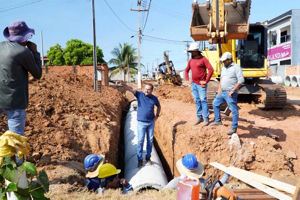 Cacoal recebe mais obras de pavimentação asfáltica com apoio do Deputado Cirone Deiró