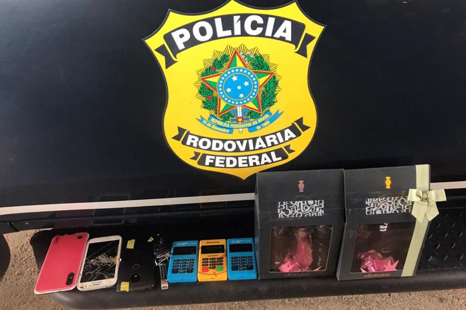 PRF prende trio acusado de aplicar golpes com venda de perfumes