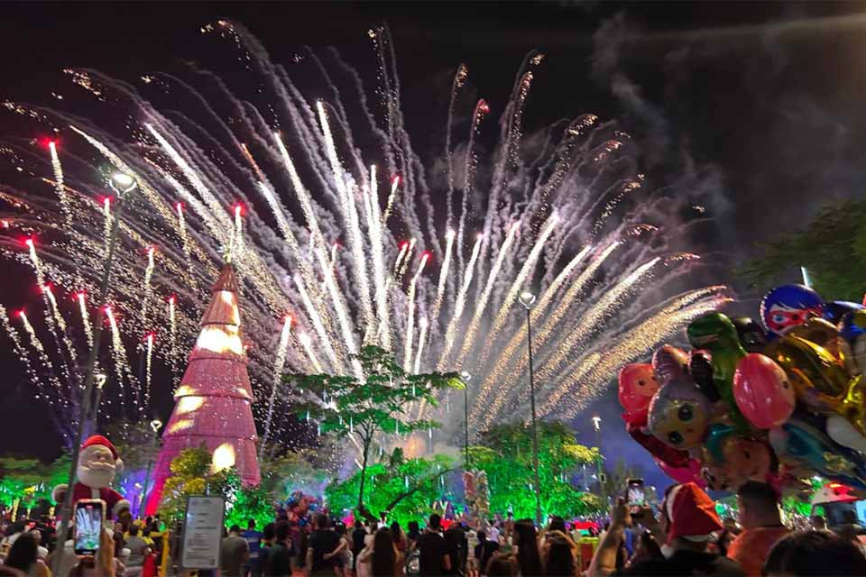 Prefeitura transforma Parque da Cidade em espetáculo natalino; Abertura reuniu famílias em uma noite de luzes e magia 